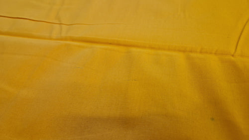 Tissu uni jaune ocre - Couleur unie jaune ocre - 100% coton (Important : à lire)