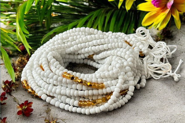 Baya Bijoux / Bine Bine / Waist Beads / Perles De Taille africaine - Abiéyuwa - Blanc / or (non élastique)