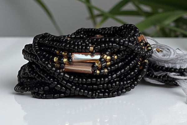 3 in 1 Waist Beads / Afrikanische Taillenkette - Obasogie - Schwarz (Traditionelle nicht elastische Schnur)