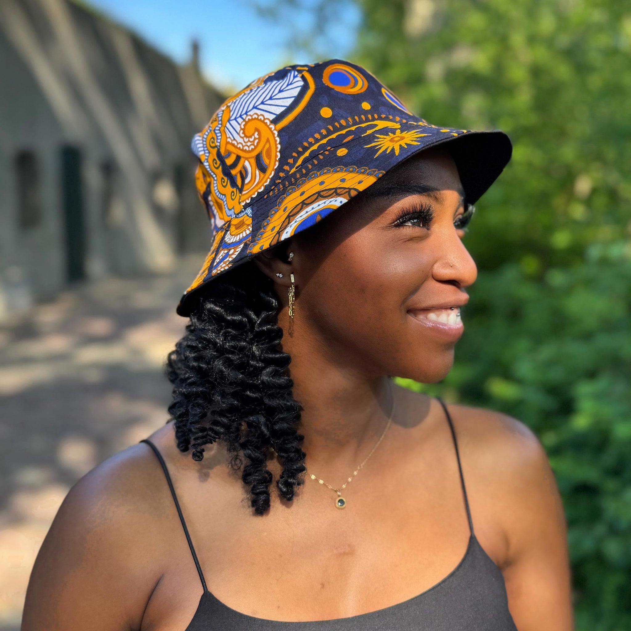 Bucket hat / Fisherman hat with African print - Navy blue Yellow Paisley - Kids & Adults sizes (Unisex)