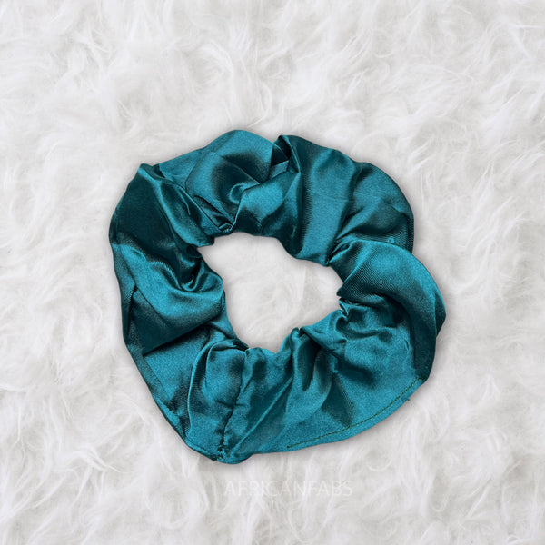 Grün Satin bonnet + Satin-Haargummi  ( Schlafhaube / Hair Bonnet / Nachtmütze zum Schlafen )