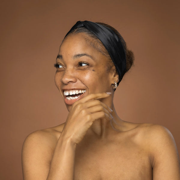 Schwarzer Satin-Haarband mit Twist - Stirnband / Kopfband für Erwachsene