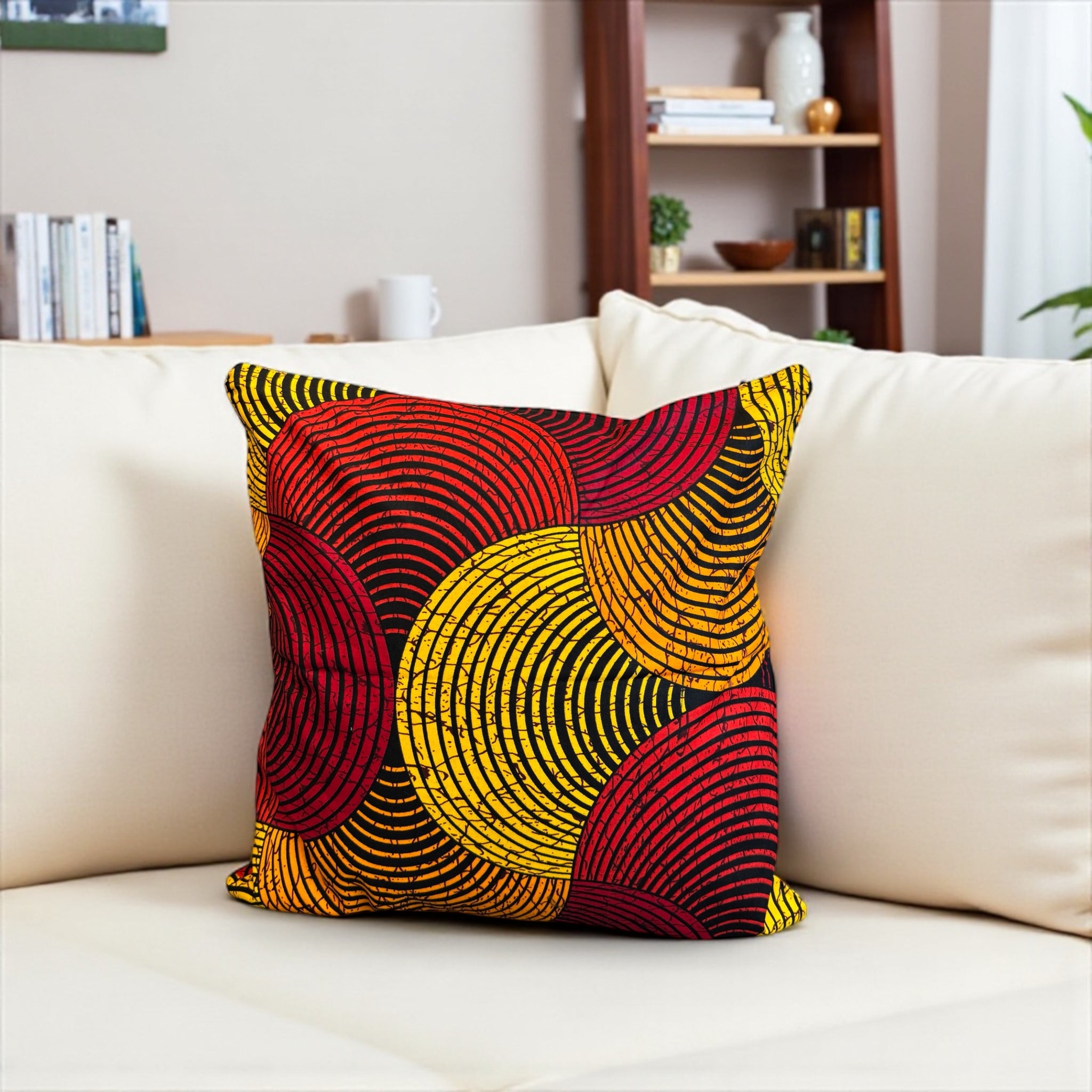 African pillow cover | Red & Yellow Concentric Circle  - Decorative pillow 45x45cm - 100% Cotton