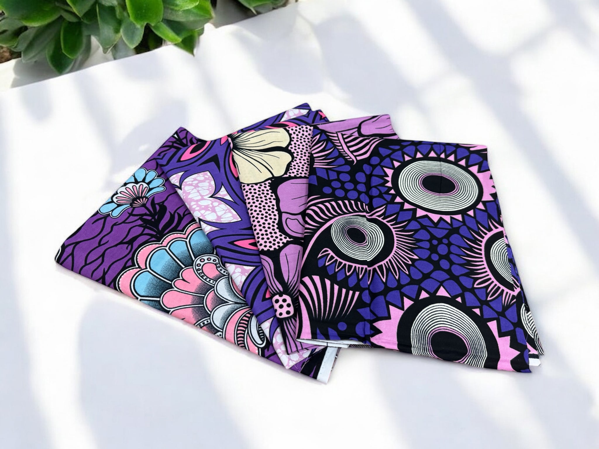 4 Fat Quarters - Lila Patchworkstoffe / Quiltingstoffe - Afrikanischer Stoff