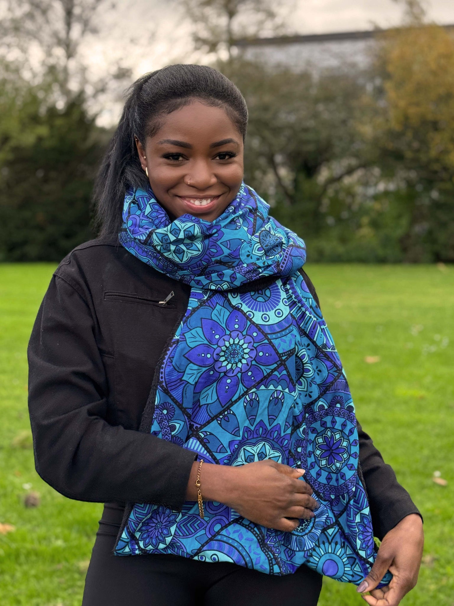 African print Winter scarf for Adults Unisex - Blue Mandala